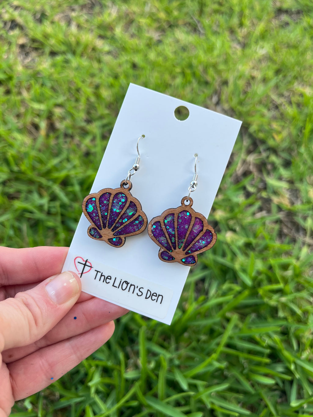 Seashell earrings