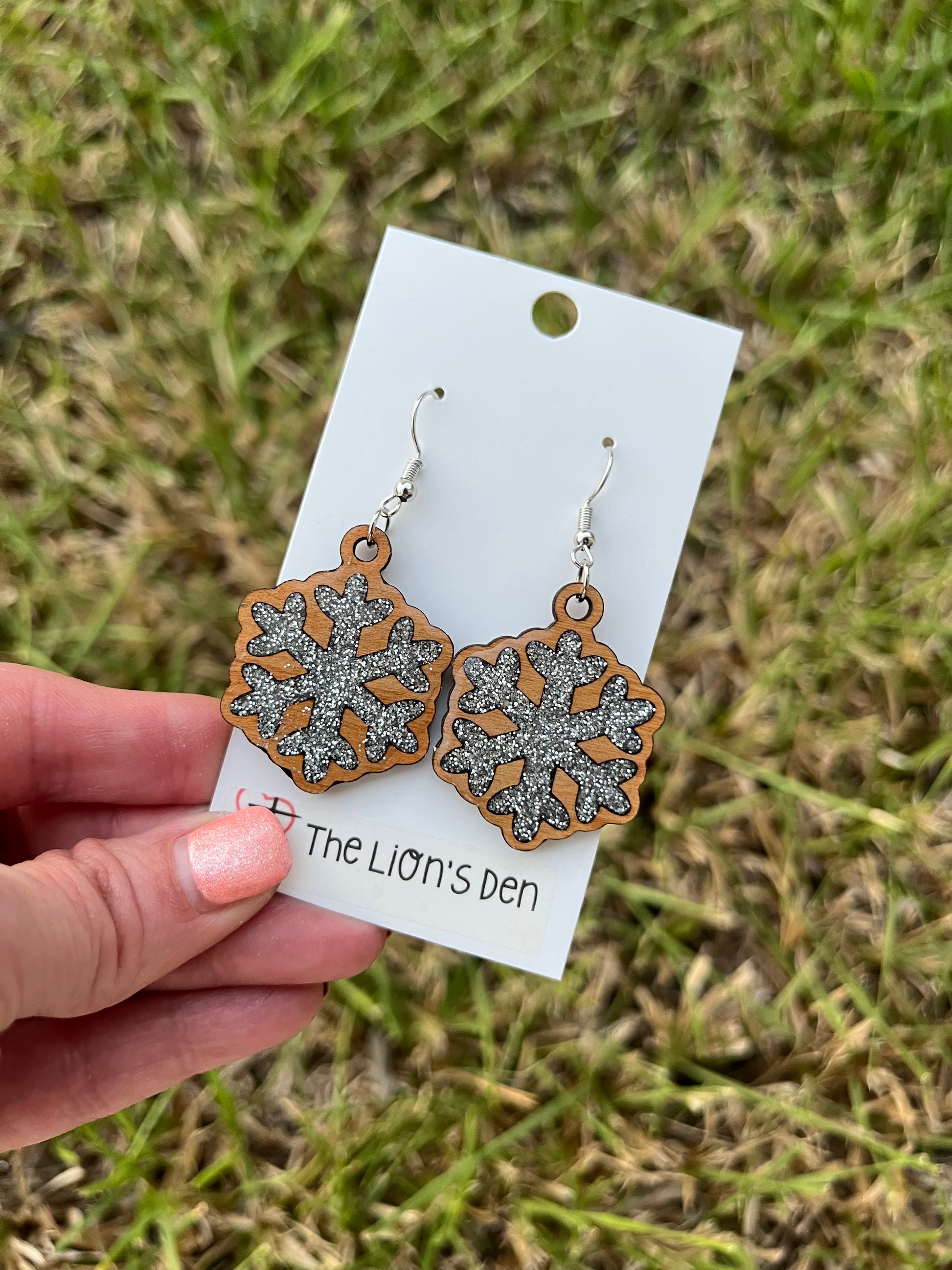 SIlver snowflake earrings