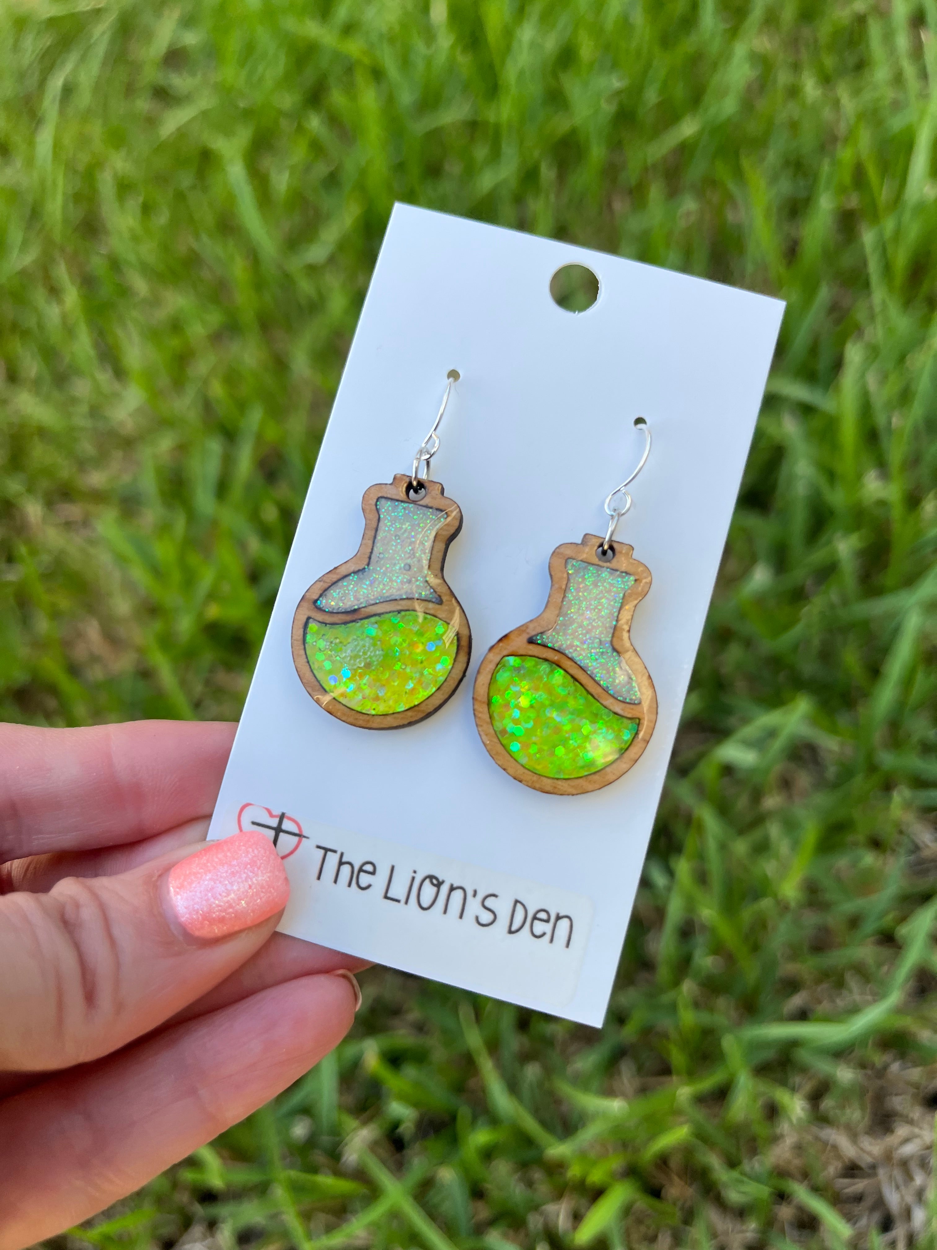 Magic potion earrings