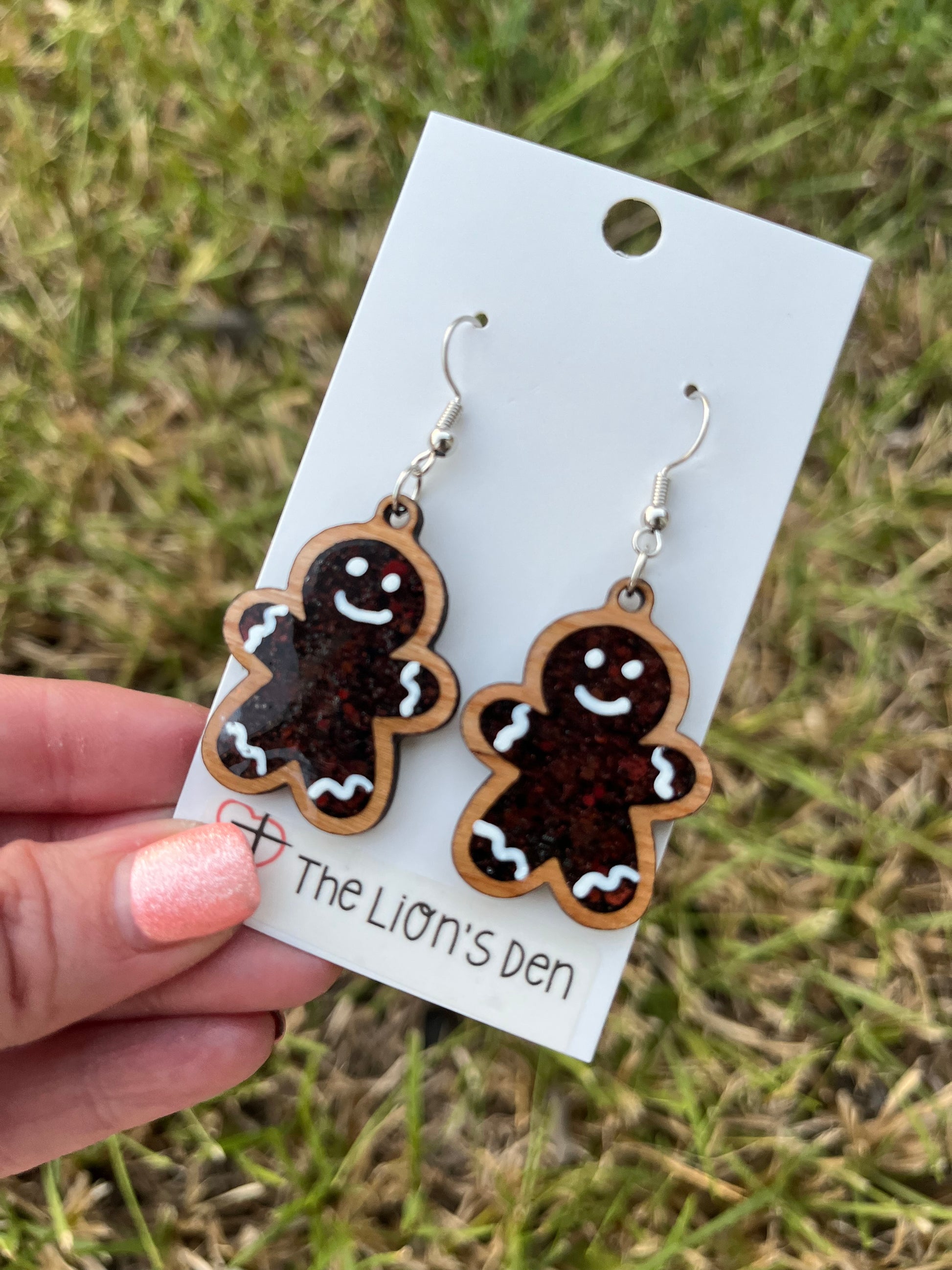 Gingerbread men earrings