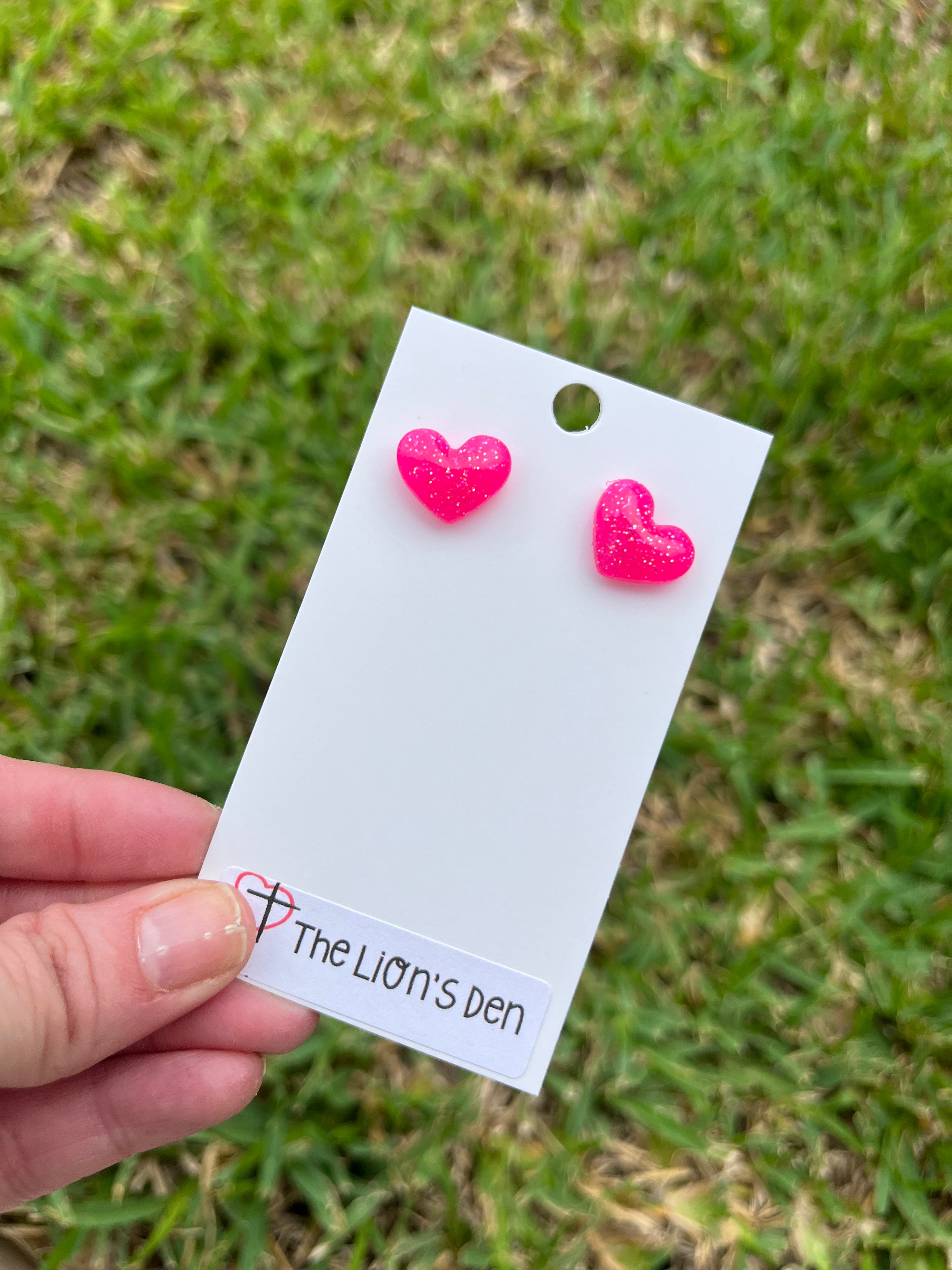 Heart studs (big)