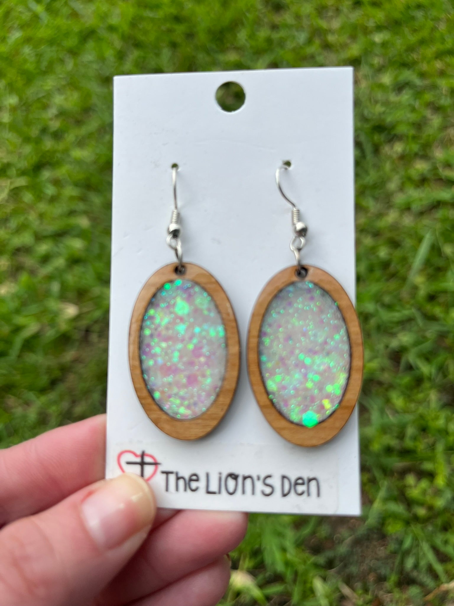 Oval earrings