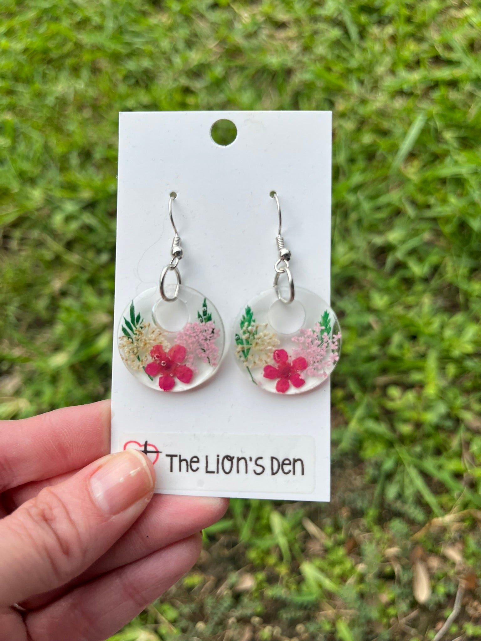 Floral hoop earrings