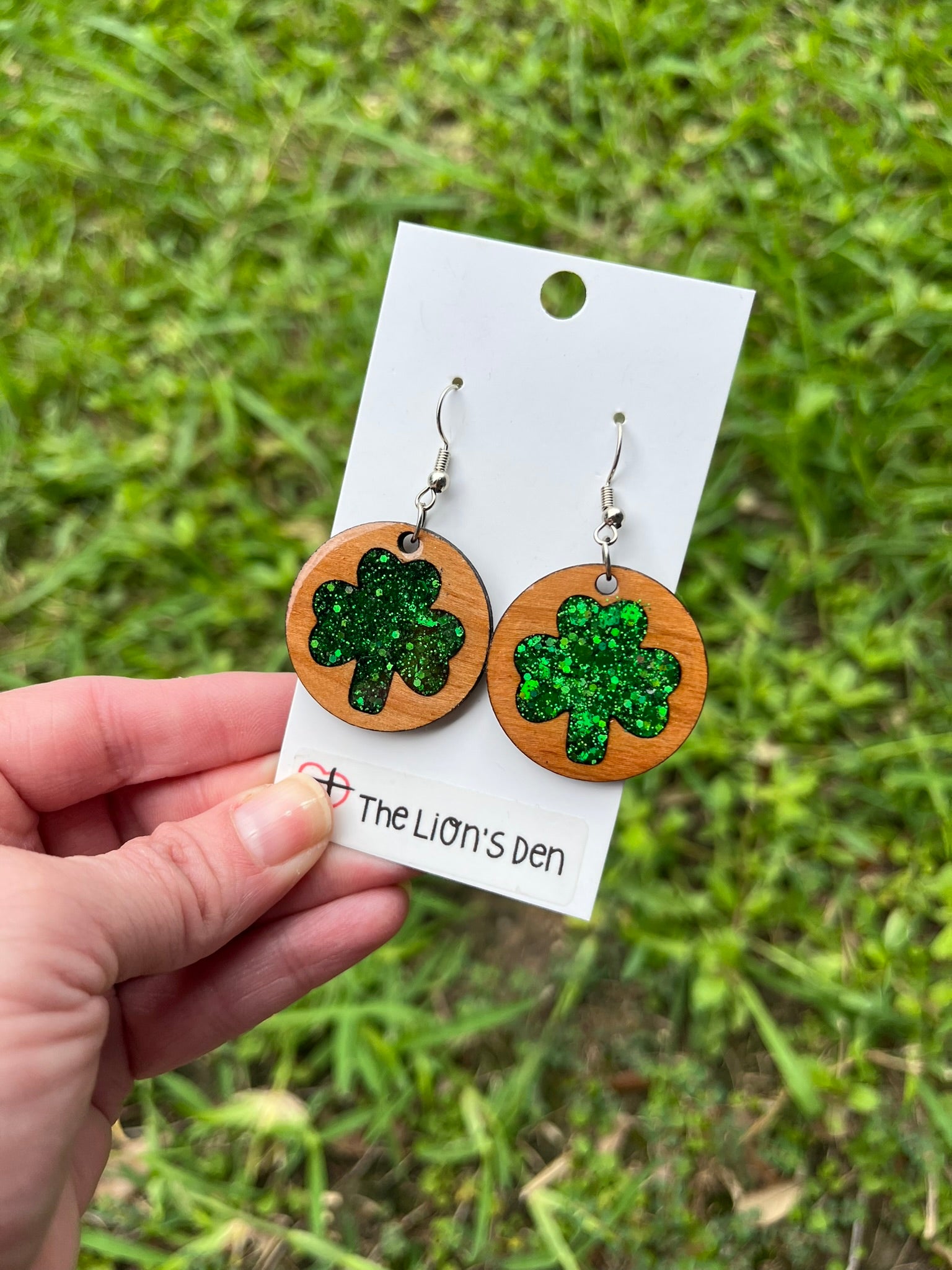 Shamrock hoop earrings